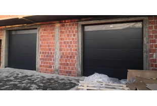 Segmentna garažna vrata Alutech