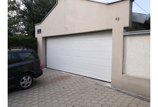 Garažna vrata Klasik, bela boja 