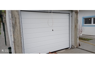 Bela Alutech Trend garažna vrata 