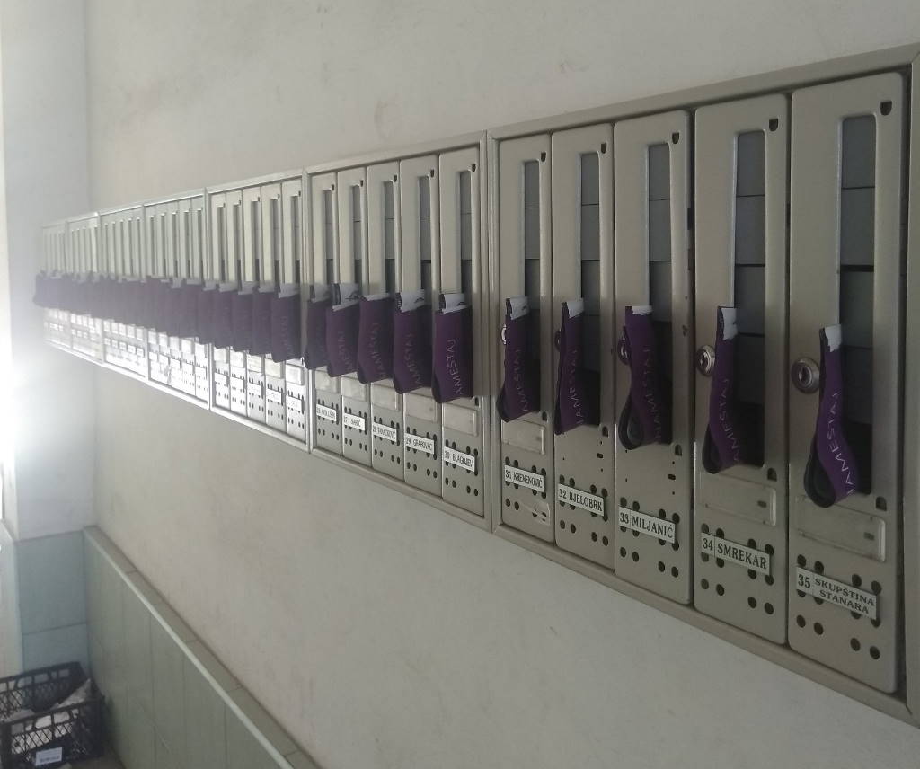 Podela flajera za salon nameštaja MATIS