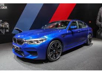 BMW M5 Competition Pack